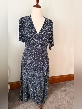 Navy Floral Wrap Midi Dress